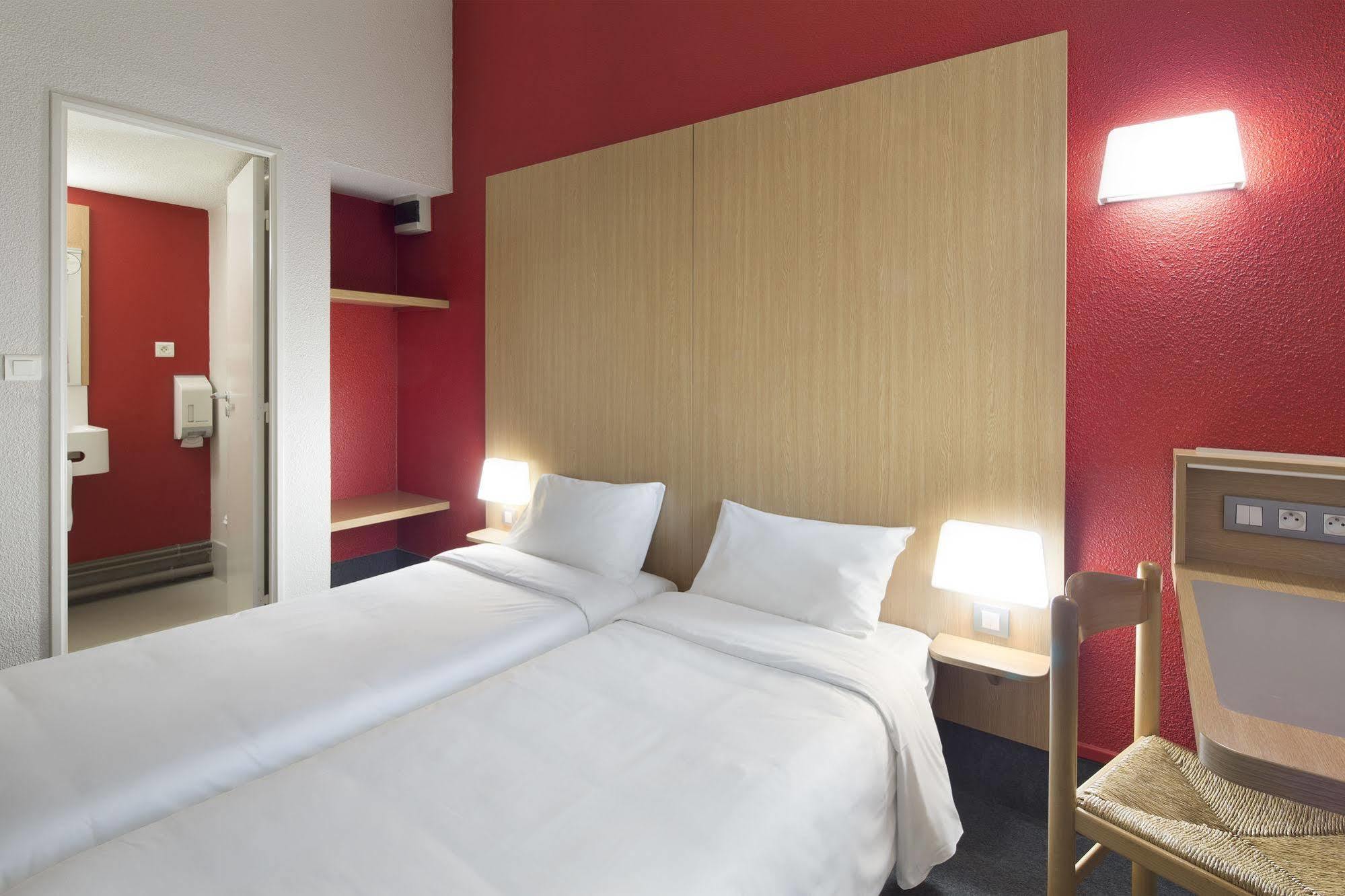 B&B Hotel Laval Change 外观 照片
