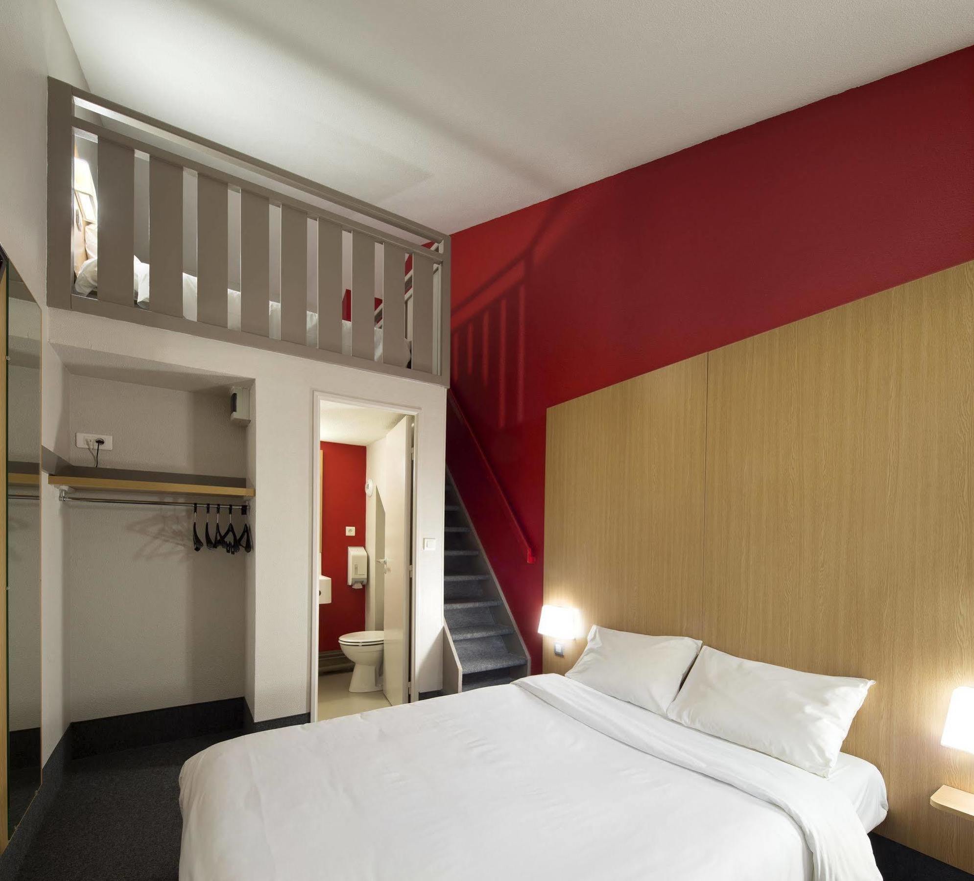 B&B Hotel Laval Change 外观 照片