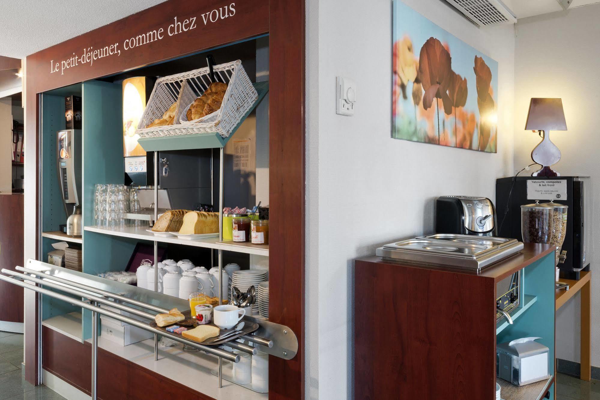 B&B Hotel Laval Change 外观 照片