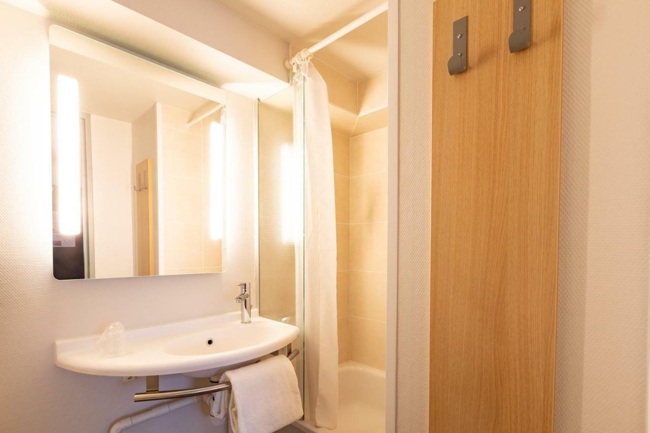 B&B Hotel Laval Change 外观 照片
